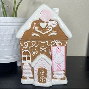 NEW Peppermint & Pine Pink Christmas Gingerbread House Ceramic Cookie Jar